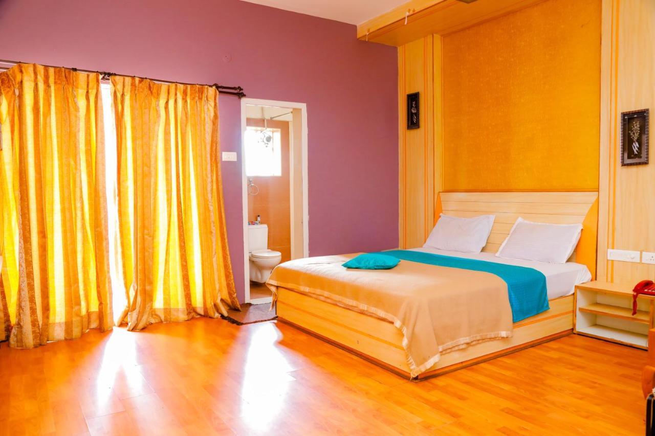 Hotel Jk Grand Єркауд Екстер'єр фото
