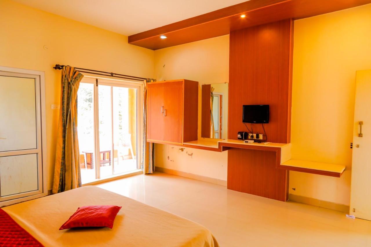 Hotel Jk Grand Єркауд Екстер'єр фото