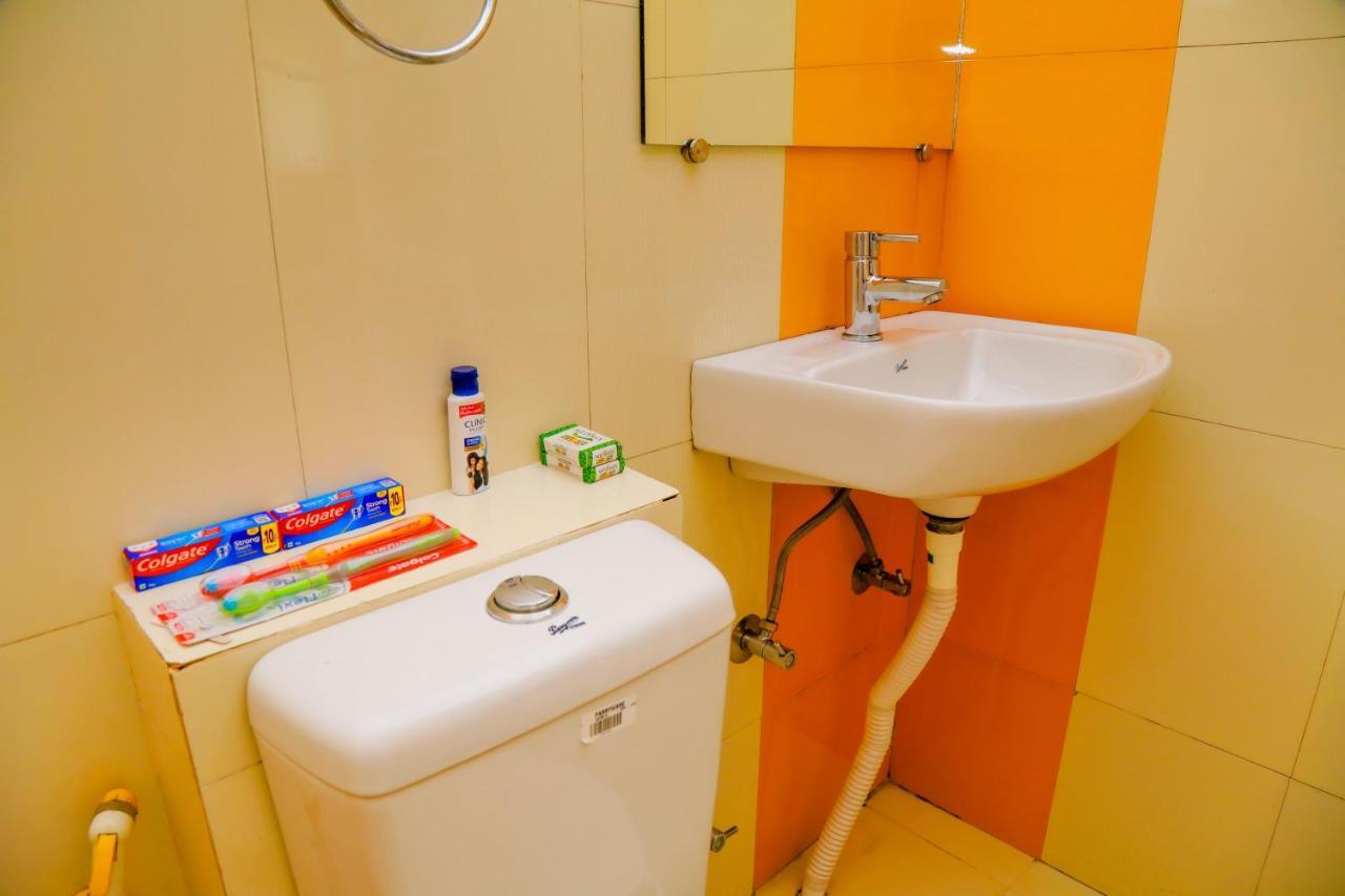 Hotel Jk Grand Єркауд Екстер'єр фото