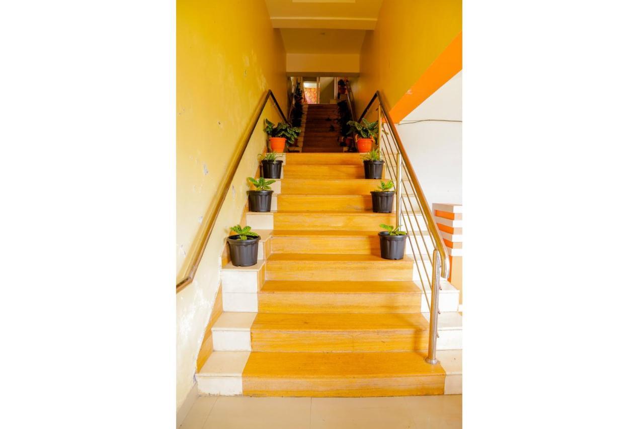 Hotel Jk Grand Єркауд Екстер'єр фото